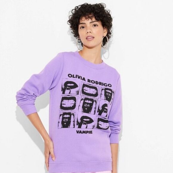 NWT Olivia Rodrigo Purple Vampire Graphic Sweater XXL - Picture 1 of 3